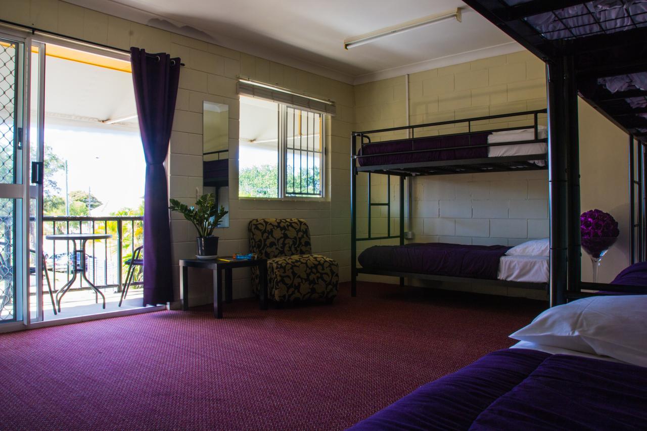 Foreign Exchange Accommodation-Beachside ทาวน์วิล ภายนอก รูปภาพ
