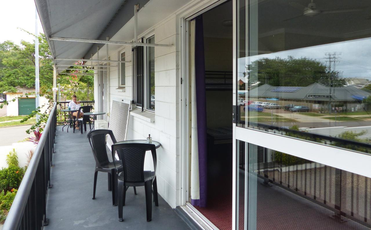 Foreign Exchange Accommodation-Beachside ทาวน์วิล ภายนอก รูปภาพ